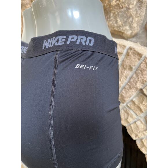 Nike Pro Combat Dri Fit Shorts Women’s Size Medium - Picture 5 of 7